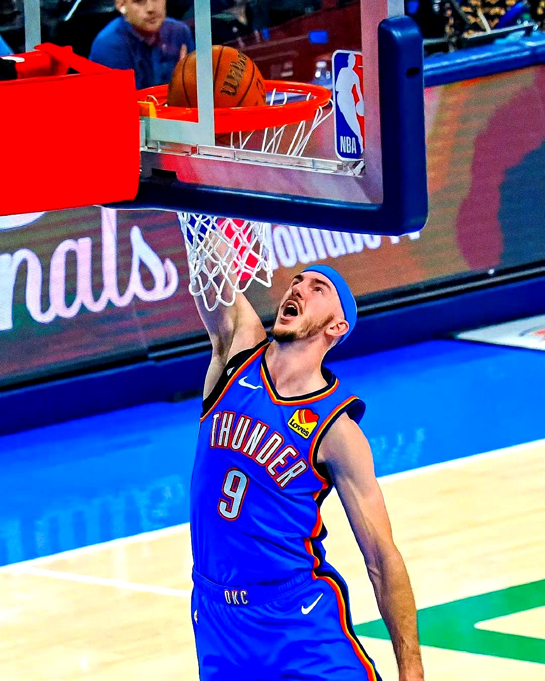 九游体育APP-包含俄克拉荷马雷霆迎NBA常规赛关键赛，窗口期复出首秀，管理层满意，临场指挥获称赞的词条