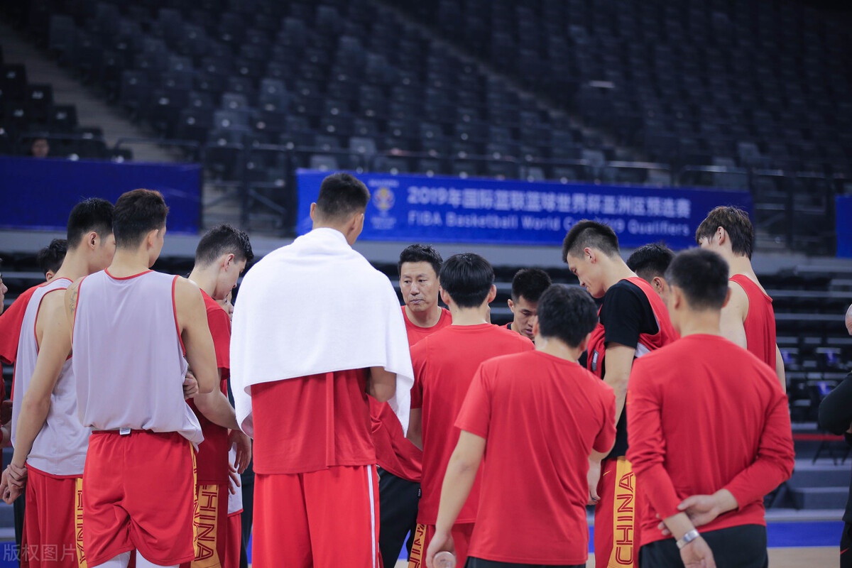 九游体育APP-集结日里昂备战CBA季后赛新奥尔良鹈鹕冲刺阶段迎来里程碑之后，费耶诺德窗口期调整名单(nba新奥尔良鹈鹕队)