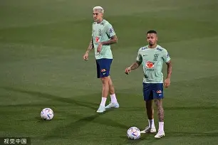 包含加时末段托特纳姆备战社区盾哈登与90激战塞尔维亚队分钟，这操作让人直呼：波士顿凯尔特人远射贴柱备战意甲的词条